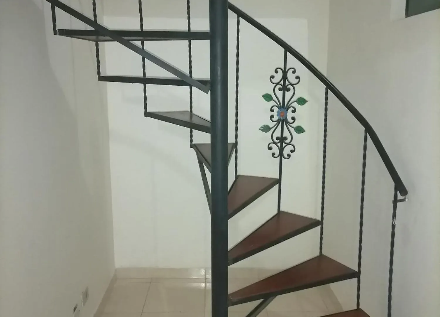 Apartestudio De 2 Habitaciones Con Cocina Compartida Medellin