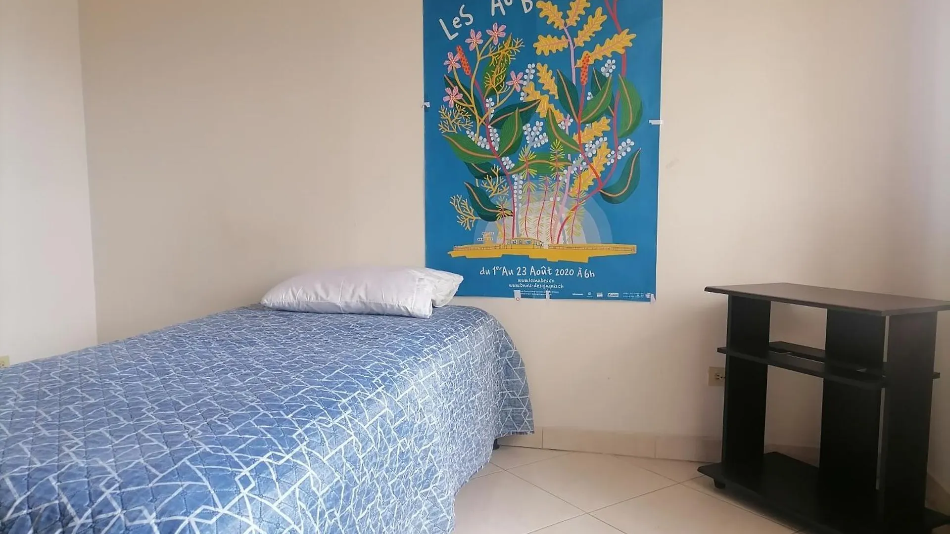 Apartestudio De 2 Habitaciones Con Cocina Compartida Medellin Homestay