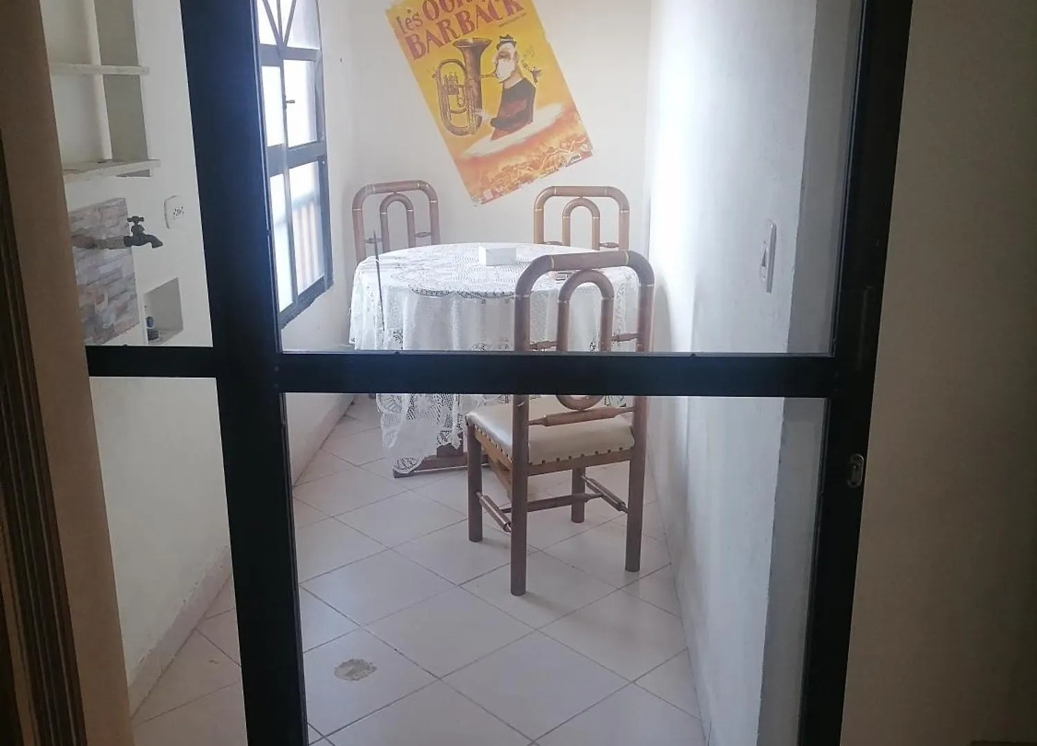 Homestay Apartestudio De 2 Habitaciones Con Cocina Compartida Medellin
