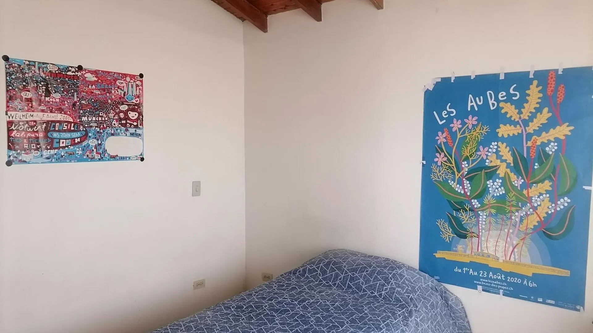 Apartestudio De 2 Habitaciones Con Cocina Compartida Medellin