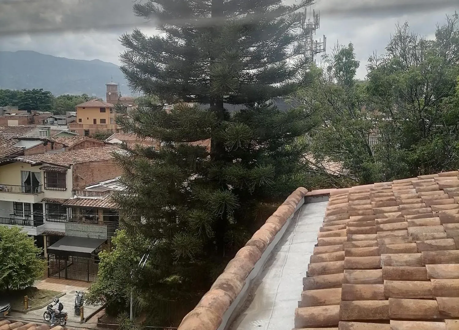 Apartestudio De 2 Habitaciones Con Cocina Compartida Medellin 0*,